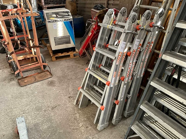 Wakü telescopische vouwladder (2x) - afbeelding 1 van  4