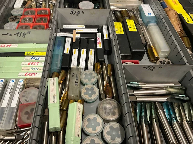 Walter en prototyp assortiment draadsnijtappen en kussens - afbeelding 5 van  8