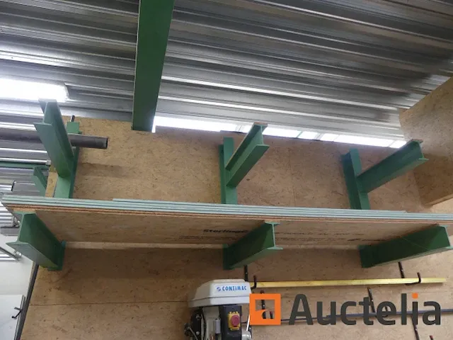 Wand gemonteerd metaal rack - afbeelding 1 van  4