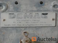 Wand hijsen zwenkraan 250 kg demag model onleesbaar - afbeelding 2 van  5