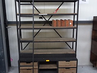 Wandkast met ladder - afbeelding 1 van  3