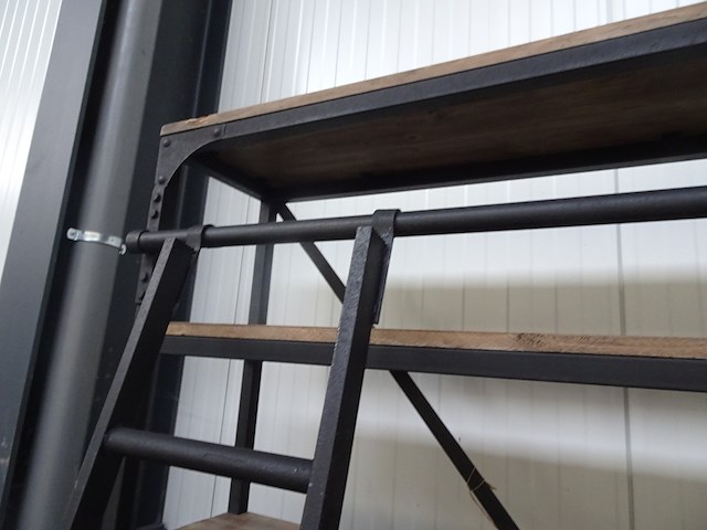 Wandkast met ladder - afbeelding 3 van  3