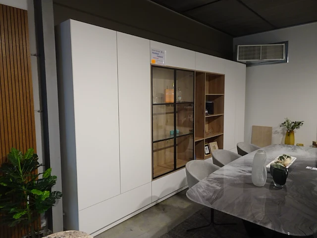 Wandkast op sokkel - afbeelding 2 van  8