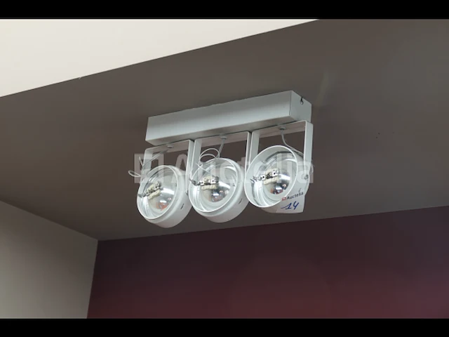 Wandlampen, kandelaar, schijnwerper 3 lampen - afbeelding 4 van  4