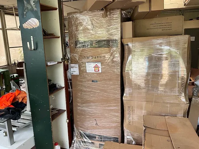 Warmtepompboiler bulex edel270 air de/2-magna aqua 270 - afbeelding 1 van  4