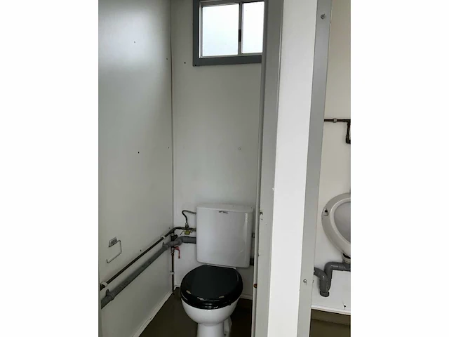 Warsco 3x2.4 sanitaire container - afbeelding 9 van  25