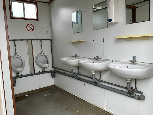 Warsco 3x2.4 sanitaire container - afbeelding 2 van  21