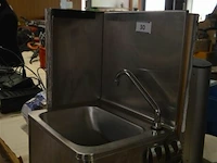 Wasbakje met kniebescherming - afbeelding 3 van  3