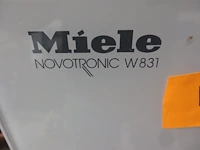 Wasmachine miele novatronic w 831 werkend - afbeelding 3 van  3