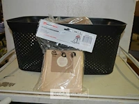 Wasmand met± 14x5 st stofzuigzakken 15l - afbeelding 1 van  2