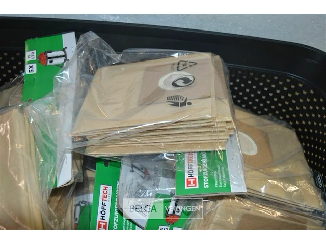 Wasmand met± 14x5 st stofzuigzakken 15l - afbeelding 2 van  2