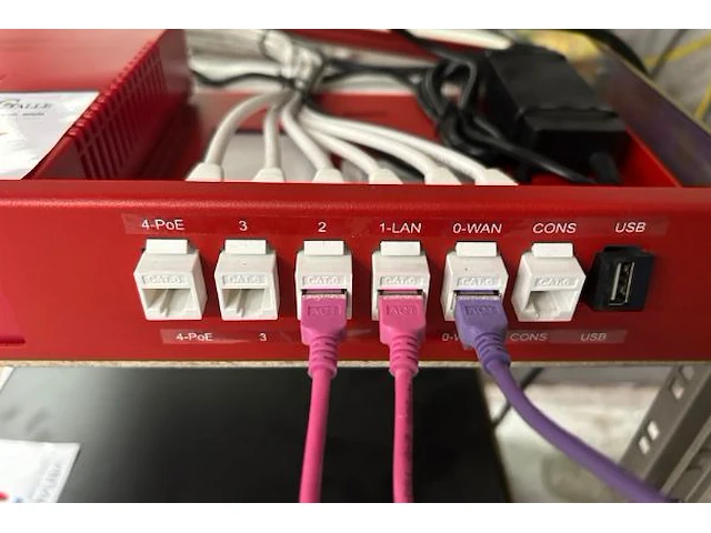 Watchguard - afbeelding 2 van  4