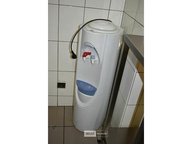 Waterdispenser hot cold - afbeelding 1 van  1