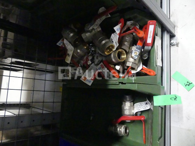 Waterkogelkranen in verschillende maten - afbeelding 7 van  7