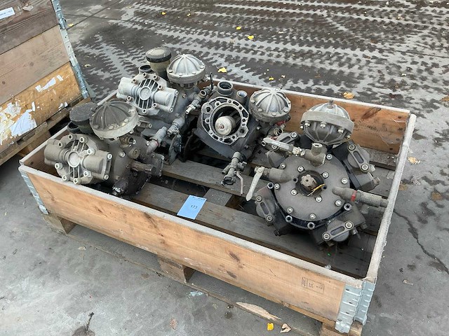 Waterpomp (4x) - afbeelding 1 van  3