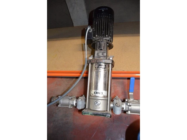 Waterpomp grundfos - afbeelding 3 van  11