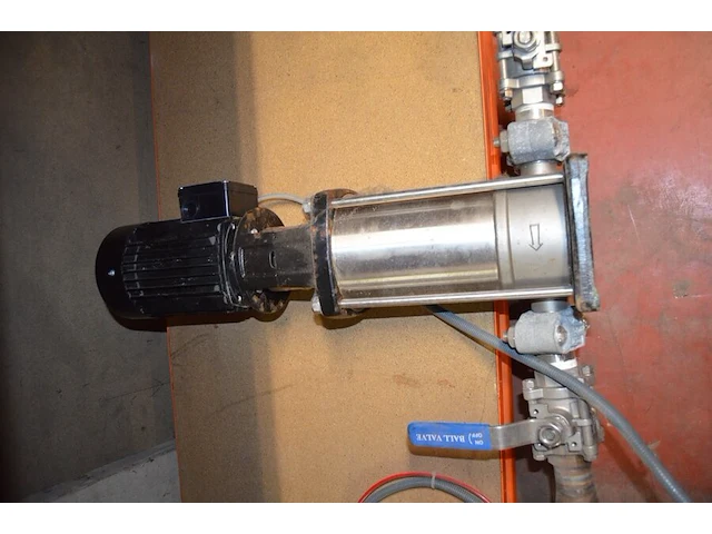 Waterpomp grundfos - afbeelding 10 van  11