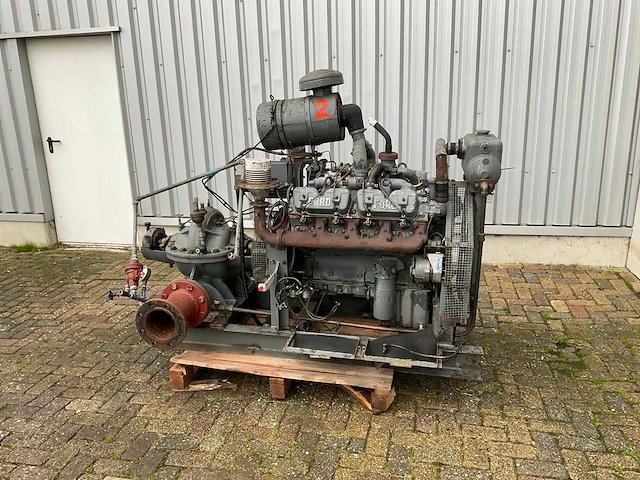 Waterpomp - afbeelding 1 van  9