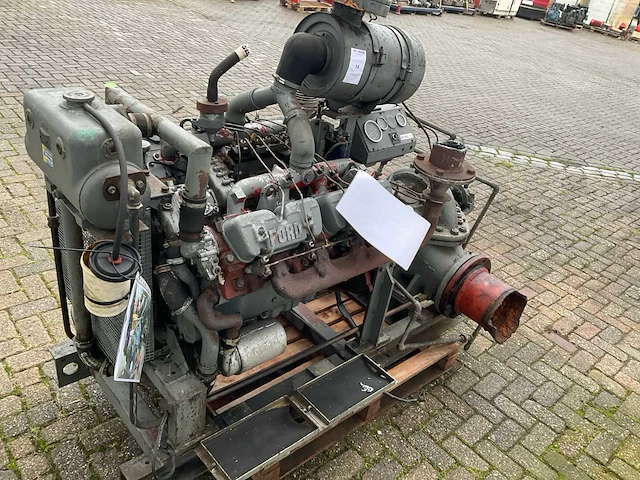 Waterpomp - afbeelding 4 van  9
