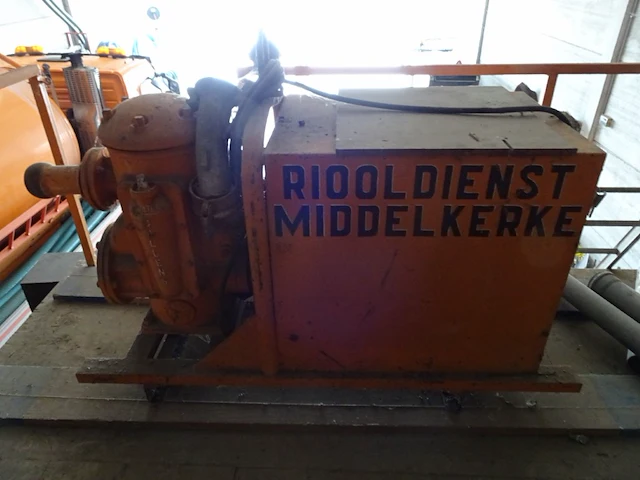 Waterpomp - afbeelding 1 van  9