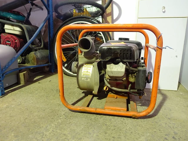 Waterpomp - afbeelding 1 van  4