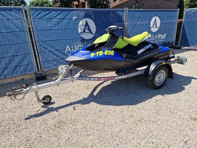 Waterscooter seadoo spark 696 benzine 2021 (marge) - afbeelding 1 van  1