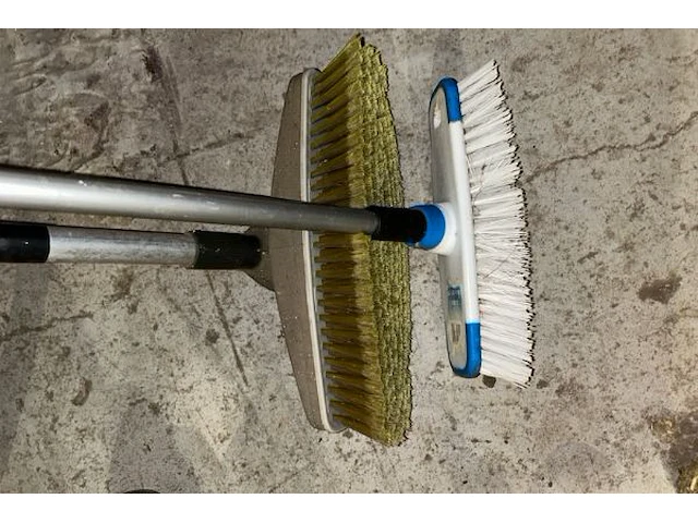 Waterslang, waterborstel, 2 emmers - afbeelding 5 van  6
