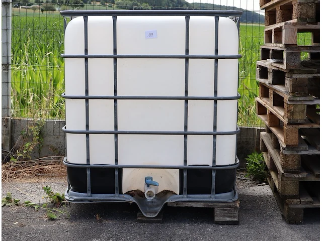 Watervat 1000l - afbeelding 1 van  4