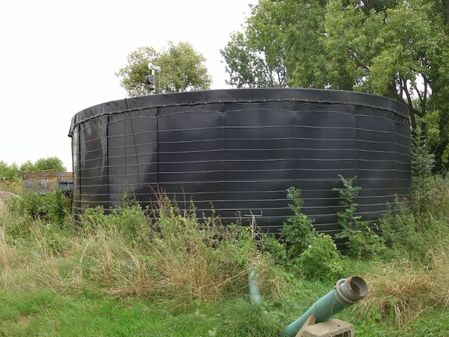 Waterzuivering station - afbeelding 1 van  2
