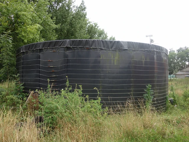 Waterzuivering station - afbeelding 2 van  2