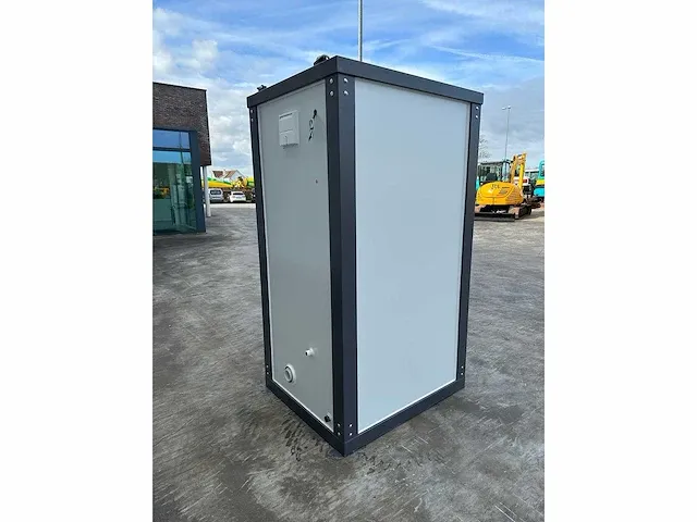 Wc-cabine - afbeelding 6 van  12