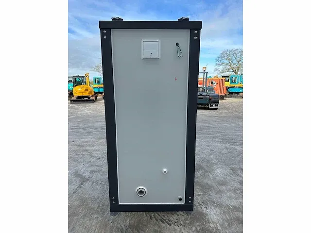 Wc-cabine - afbeelding 7 van  12