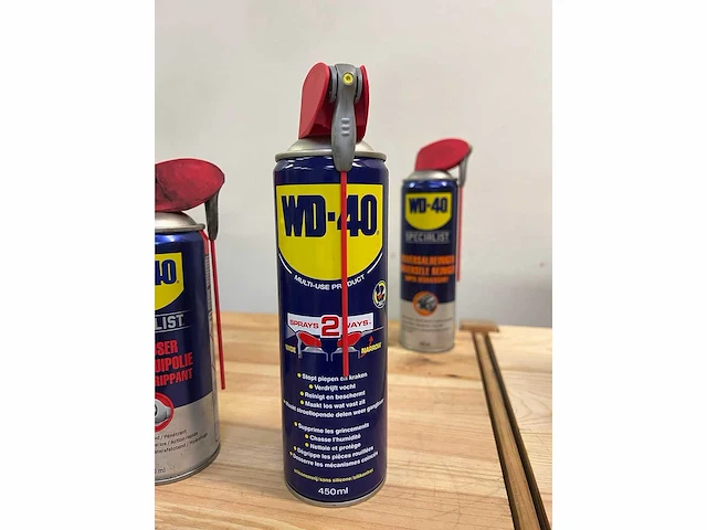 Wd-40 - smeermiddel / kruipolie / onderhoudsspray - wd-40 multifunctionele spray – diverse types (5x) - afbeelding 2 van  6