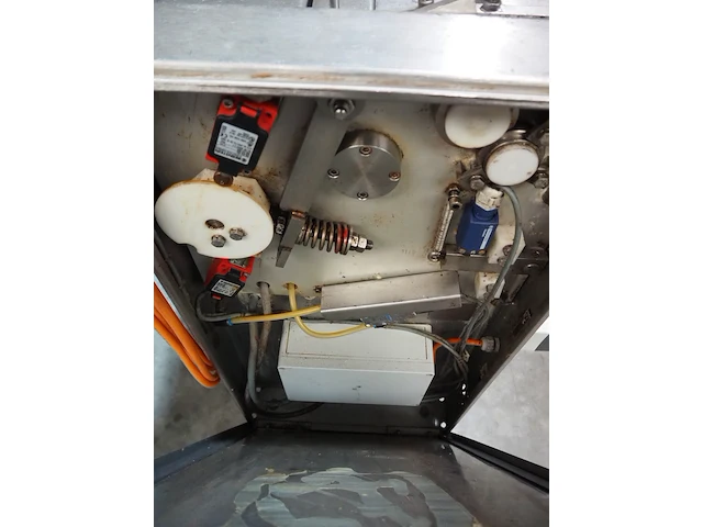 Weber - afbeelding 7 van  8