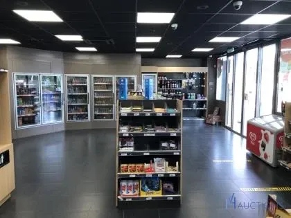 Wegens faillissement diondg bv - shop tankstation te ternat