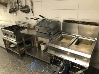 Wegens faillissement violette-vert - "brasserie leut " met divers horecamateriaal te lokeren