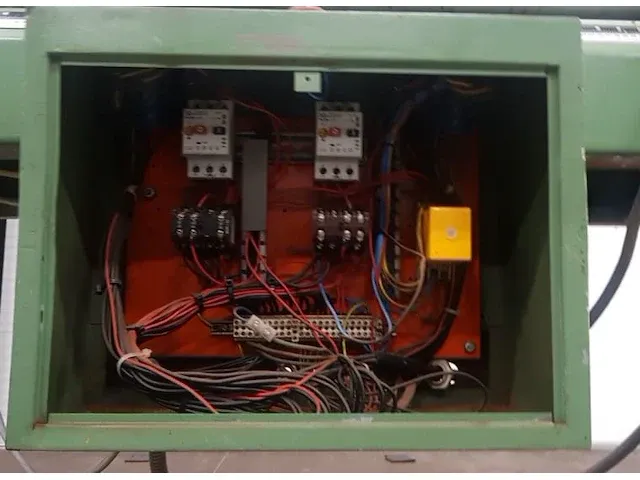 Wegoma 350 dubbel-verstek glaslattenzaag - afbeelding 9 van  9