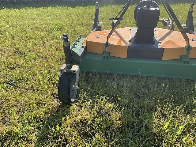 Weidebloter voor minitractor. - afbeelding 4 van  9