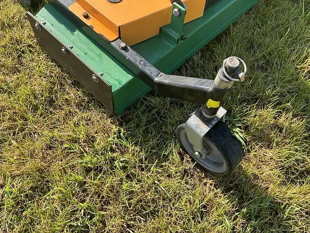 Weidebloter voor minitractor. - afbeelding 7 van  9