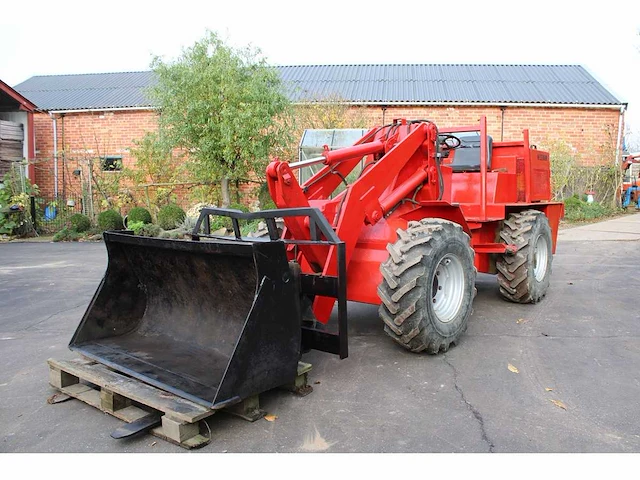 Weidemann - 1988 - 3002 d/m - shovel - afbeelding 1 van  17