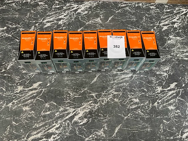 Weidmüller pro max 240w 48v 5a power supply (9x) - afbeelding 2 van  5