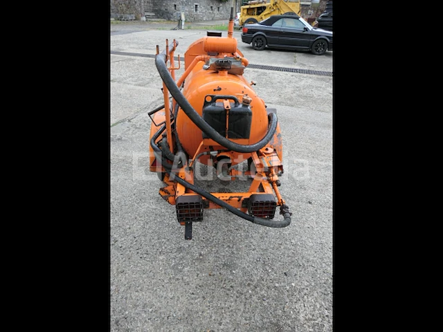 Weiro tk 300 getrokken teerstrooier - afbeelding 14 van  17