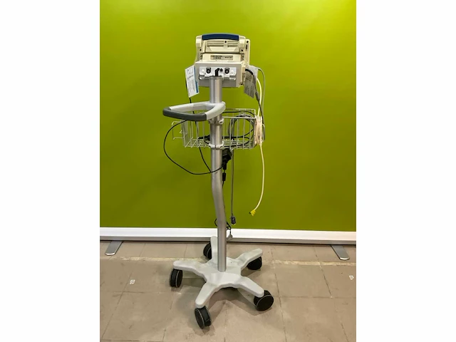 Welch allyn propaq cs multiparameter bewakingsmonitor - afbeelding 4 van  5