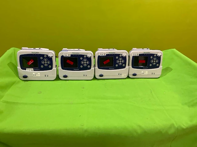 Welchallyn propaq lt monitoring apparaat (4x) - afbeelding 1 van  12