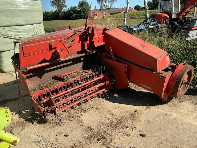 Welger grasoogstmachine - afbeelding 1 van  13