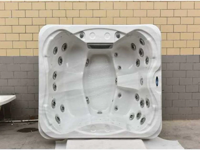 Wellness outdoor spa, standaard - afbeelding 2 van  2
