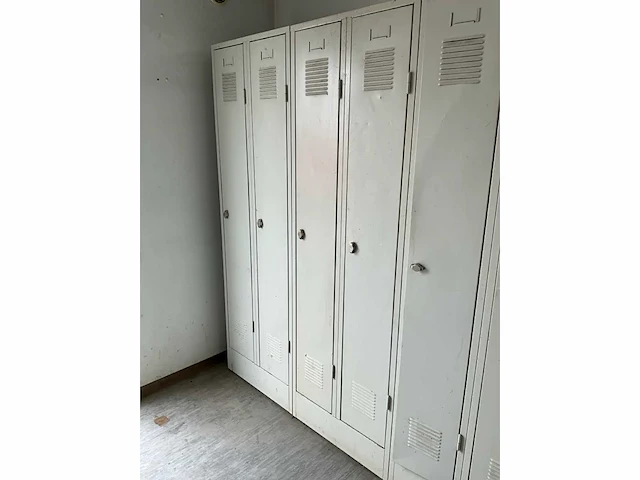 Werf container 6 x 3 m - afbeelding 6 van  26