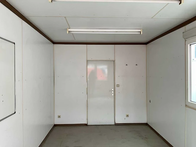 Werfcontainer 6 x 3 m - afbeelding 5 van  17