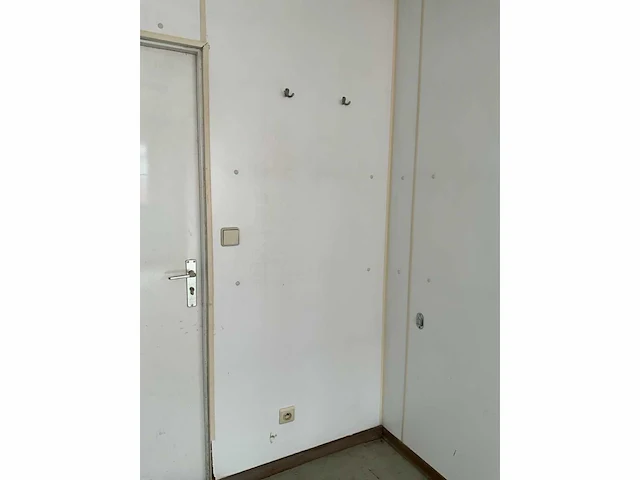Werfcontainer 6 x 3 m - afbeelding 7 van  17