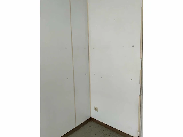 Werfcontainer 6 x 3 m - afbeelding 8 van  17